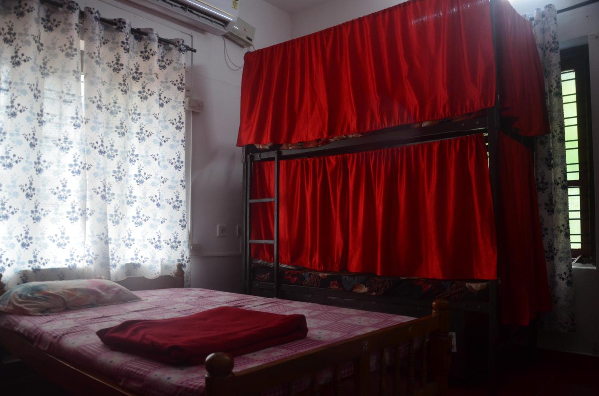 Hostelexp, Varkala - A Beach Town Hostel Екстер'єр фото