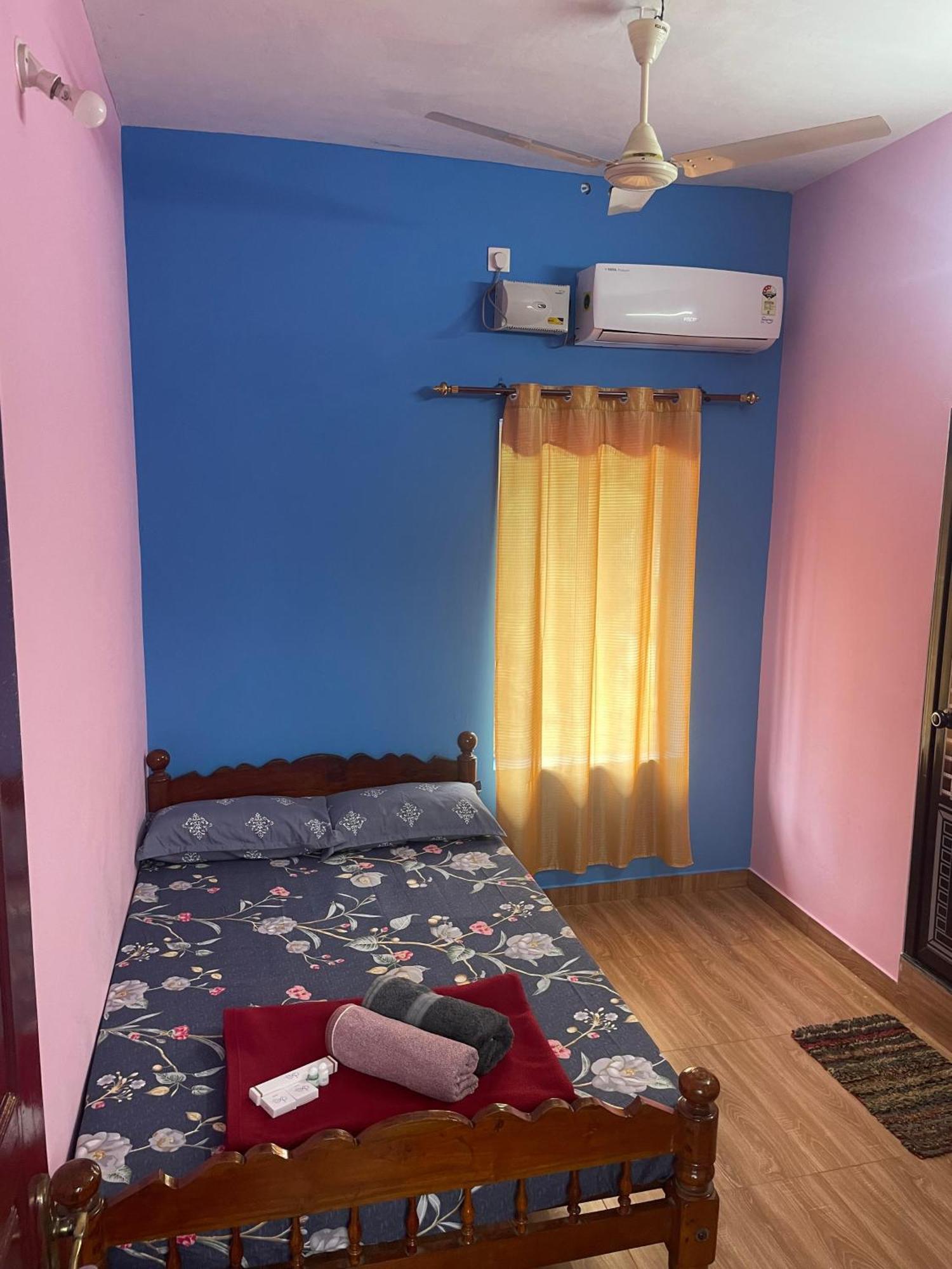 Hostelexp, Varkala - A Beach Town Hostel Екстер'єр фото
