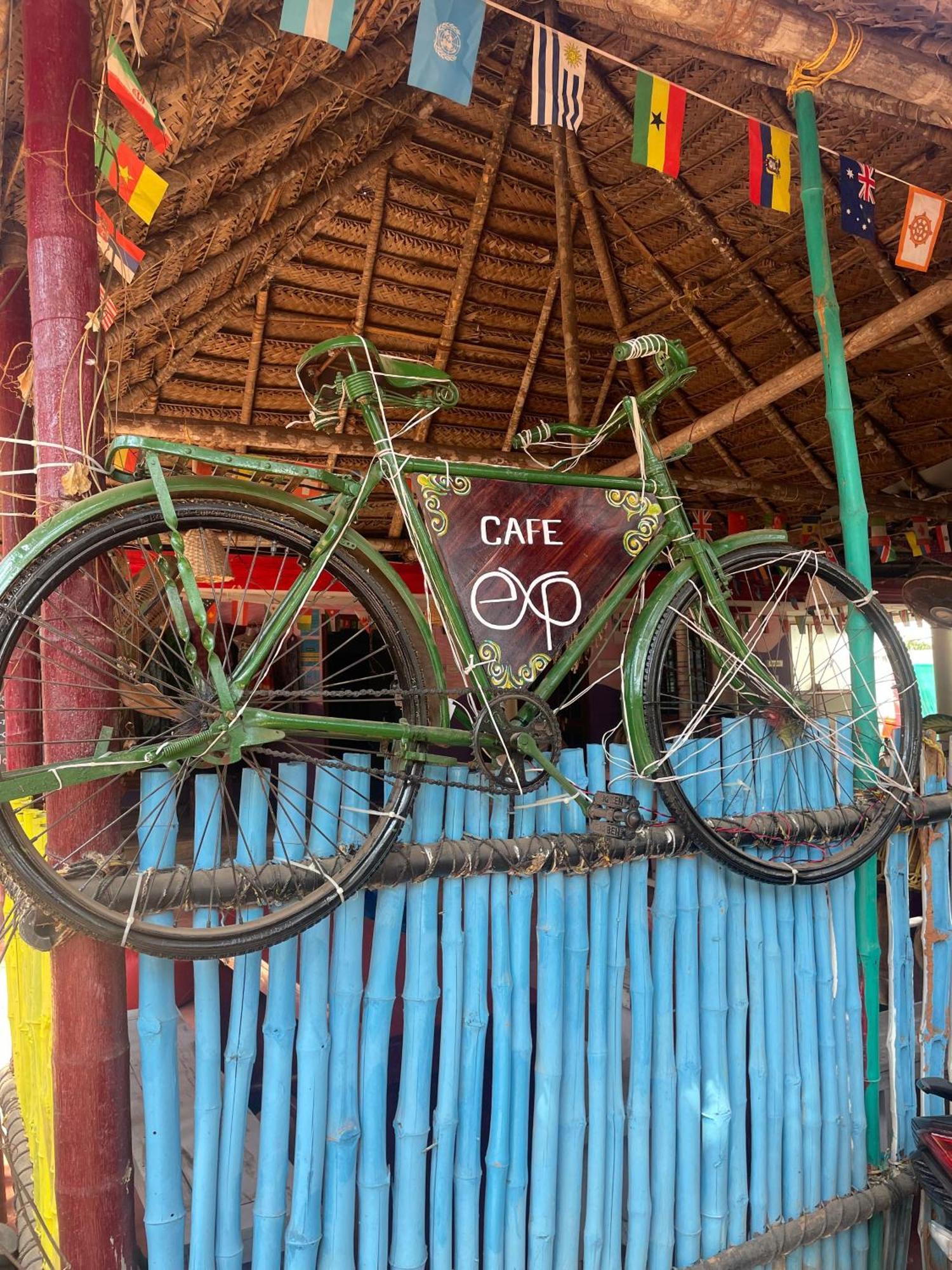Hostelexp, Varkala - A Beach Town Hostel Екстер'єр фото